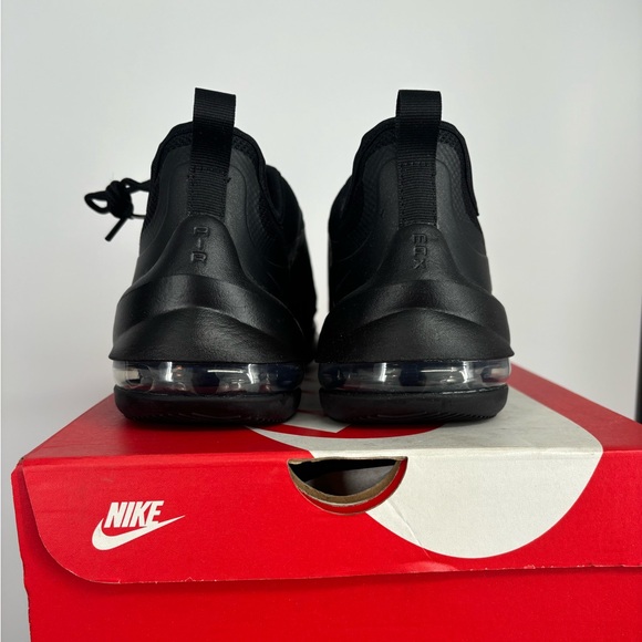 Nike Women’s Nike Air Max Axis Size 10 - Picture 2 of 5